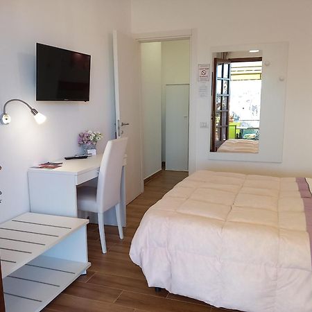 B&B Villa Letizia Кастельбуоно Экстерьер фото